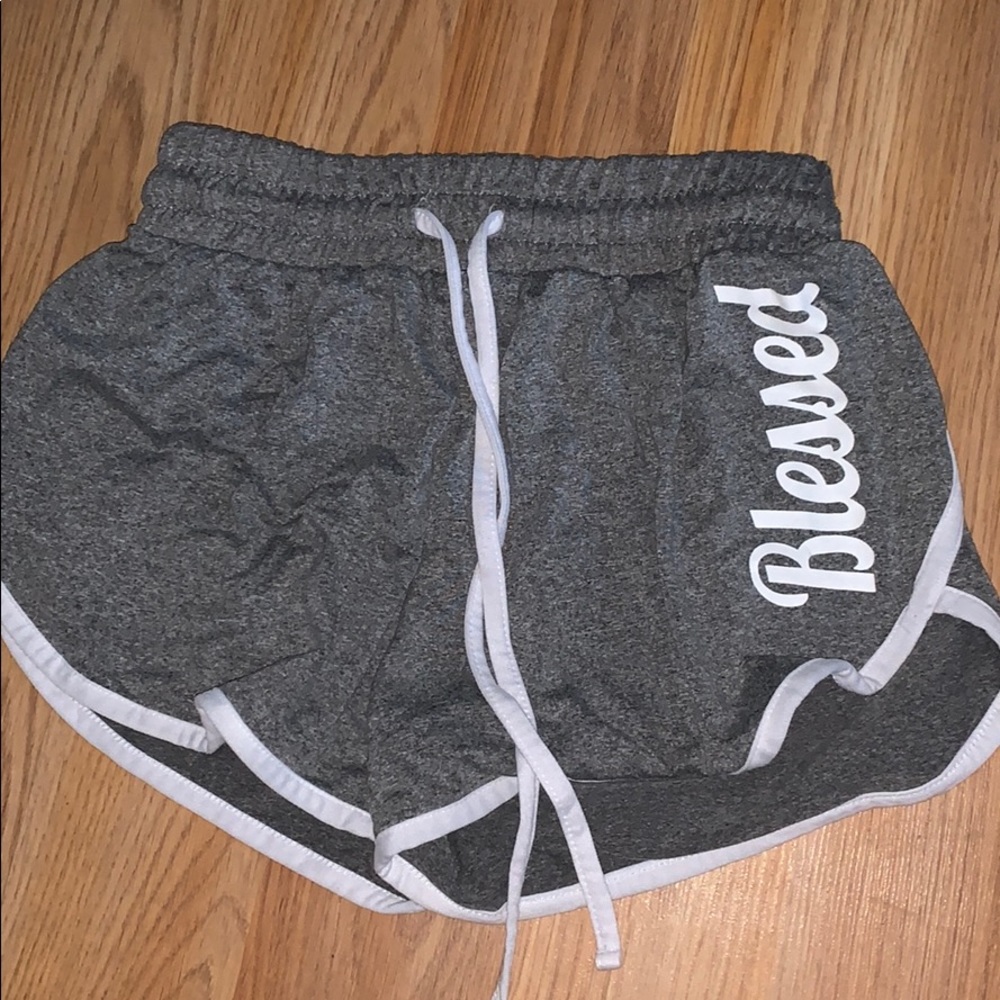 Soft high waist shorts